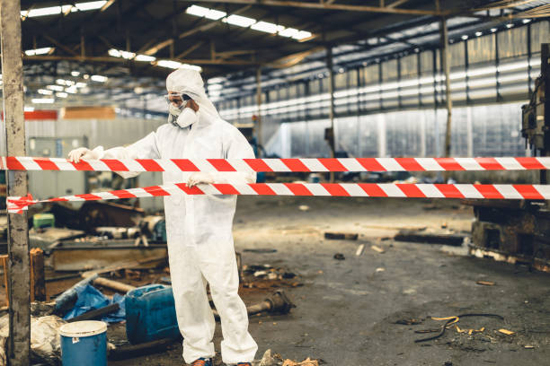 Professional Drug Lab Cleanup technician working in Oak Park, MI